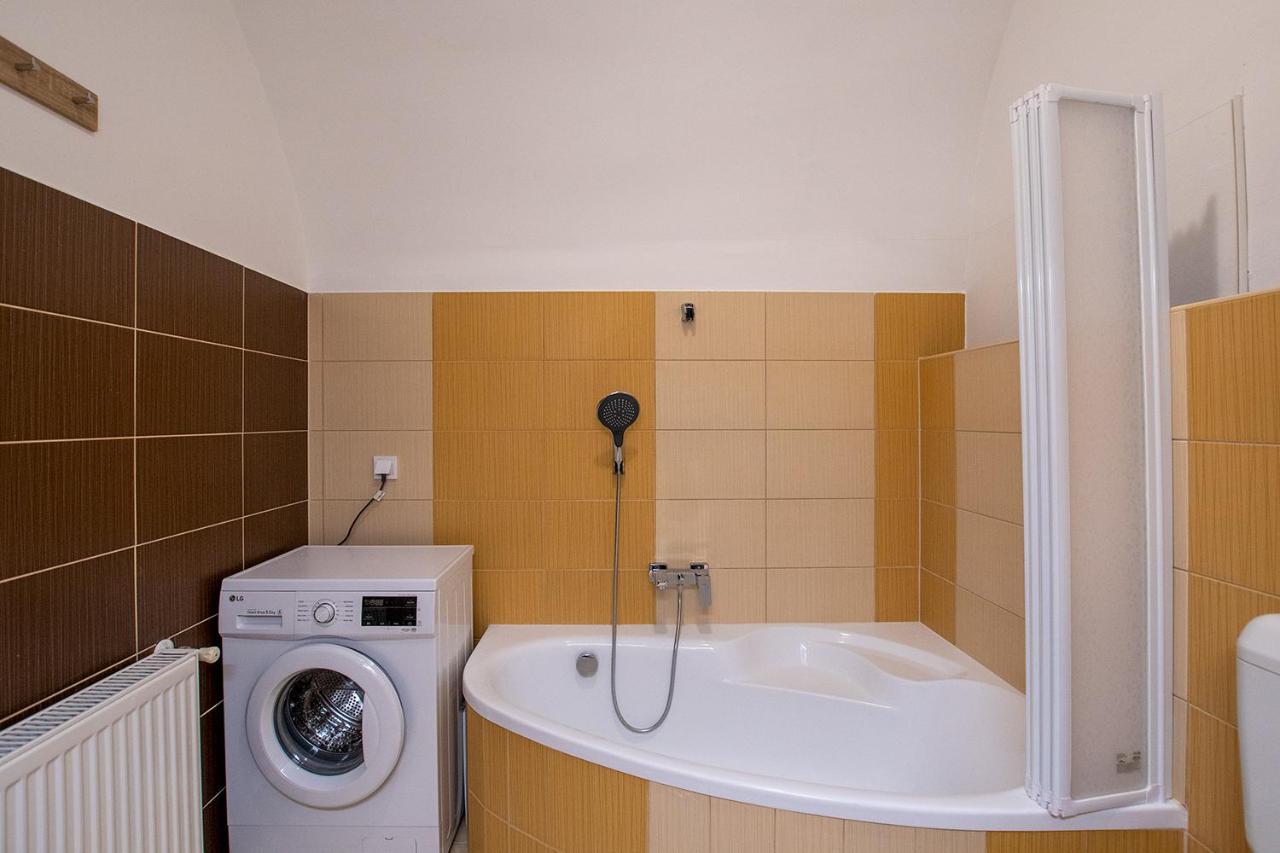 Apartament Zora Lak Sopron Zewnętrze zdjęcie